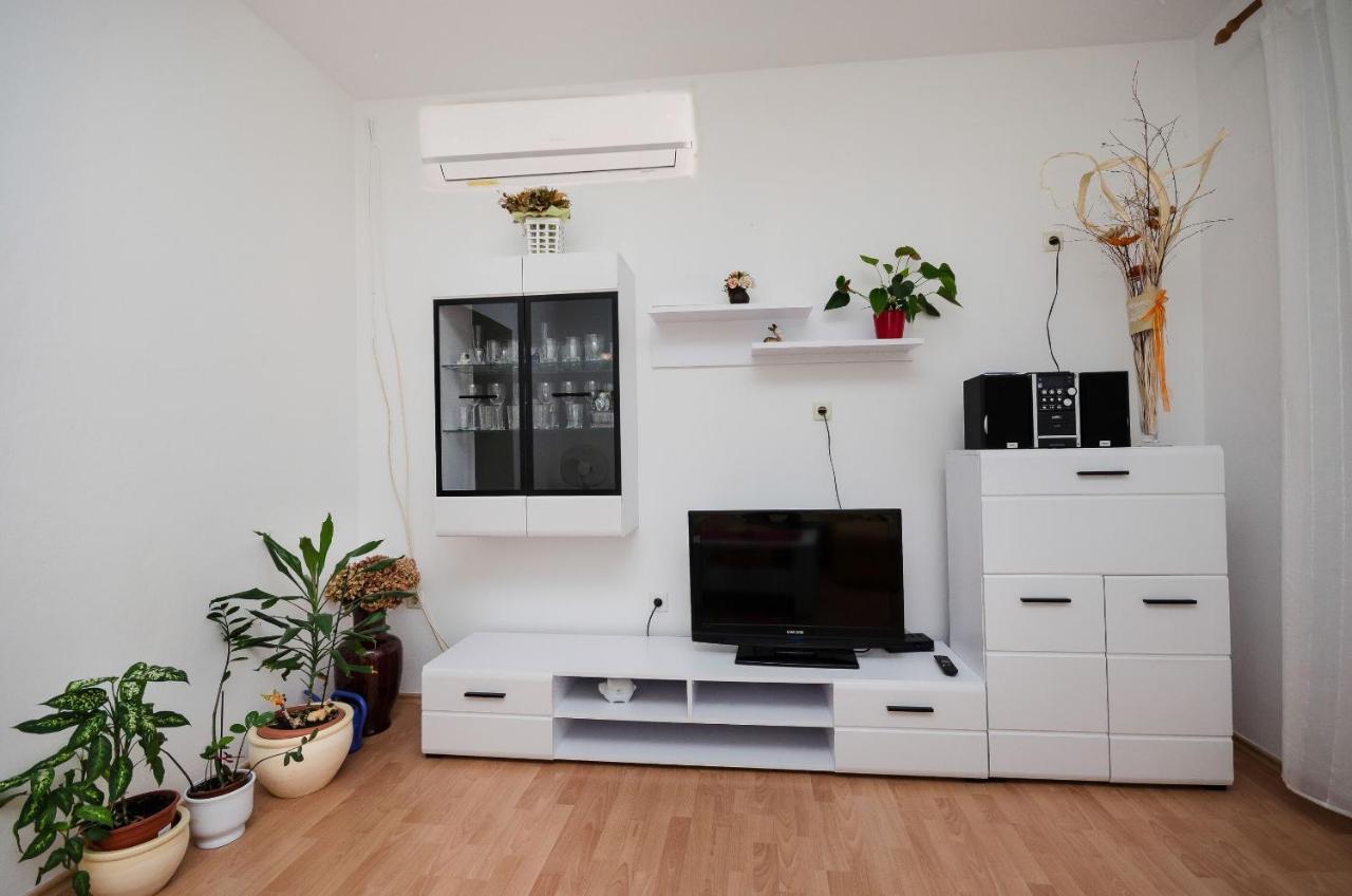 Apartment Ruza 洛帕 外观 照片