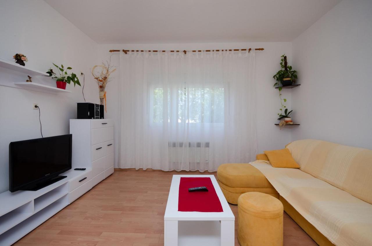 Apartment Ruza 洛帕 外观 照片