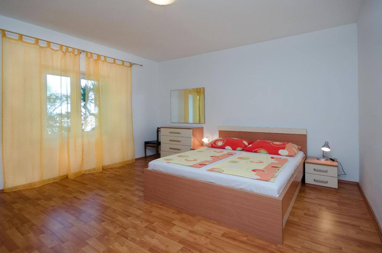 Apartment Ruza 洛帕 外观 照片