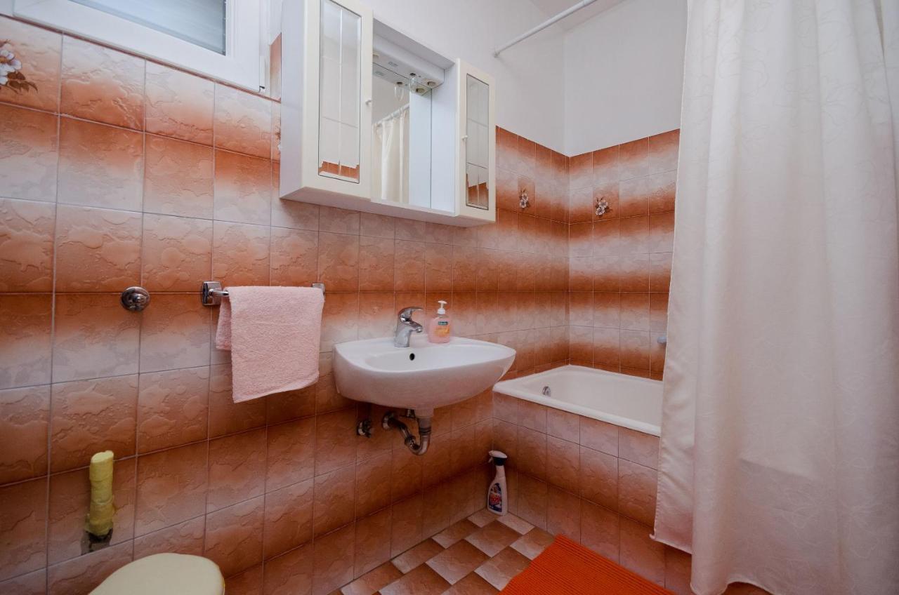 Apartment Ruza 洛帕 外观 照片